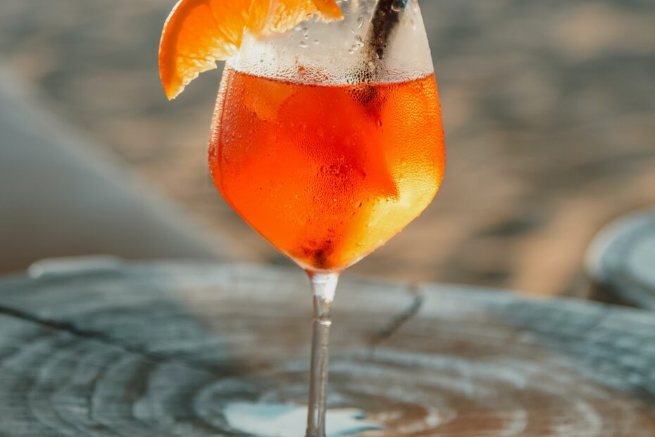 aperol-spritz-cocktail-in-best-glass-for-serving-aperol-spritz